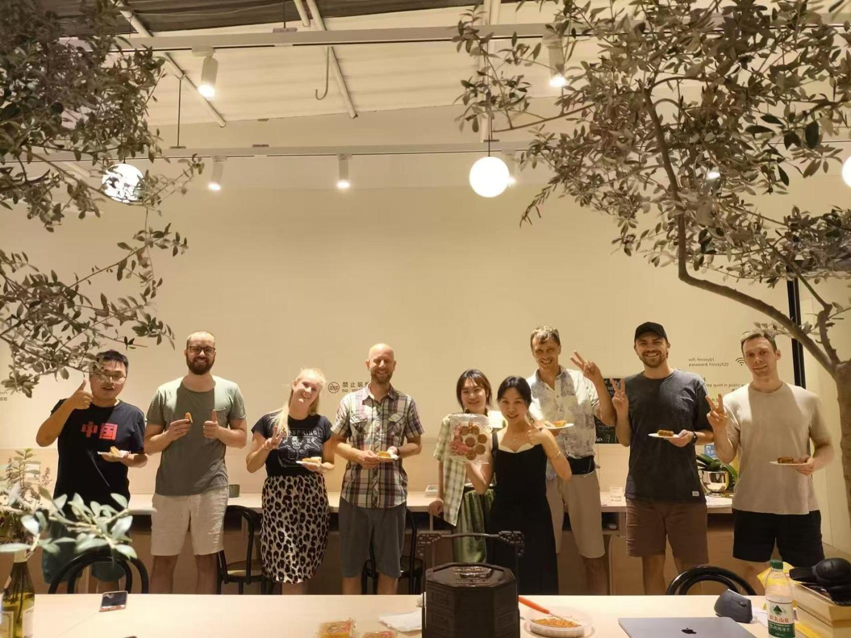 Hi Cozy International Youth Hostel East Nanjing Road & The Bund - Free Gym 上海 外观 照片
