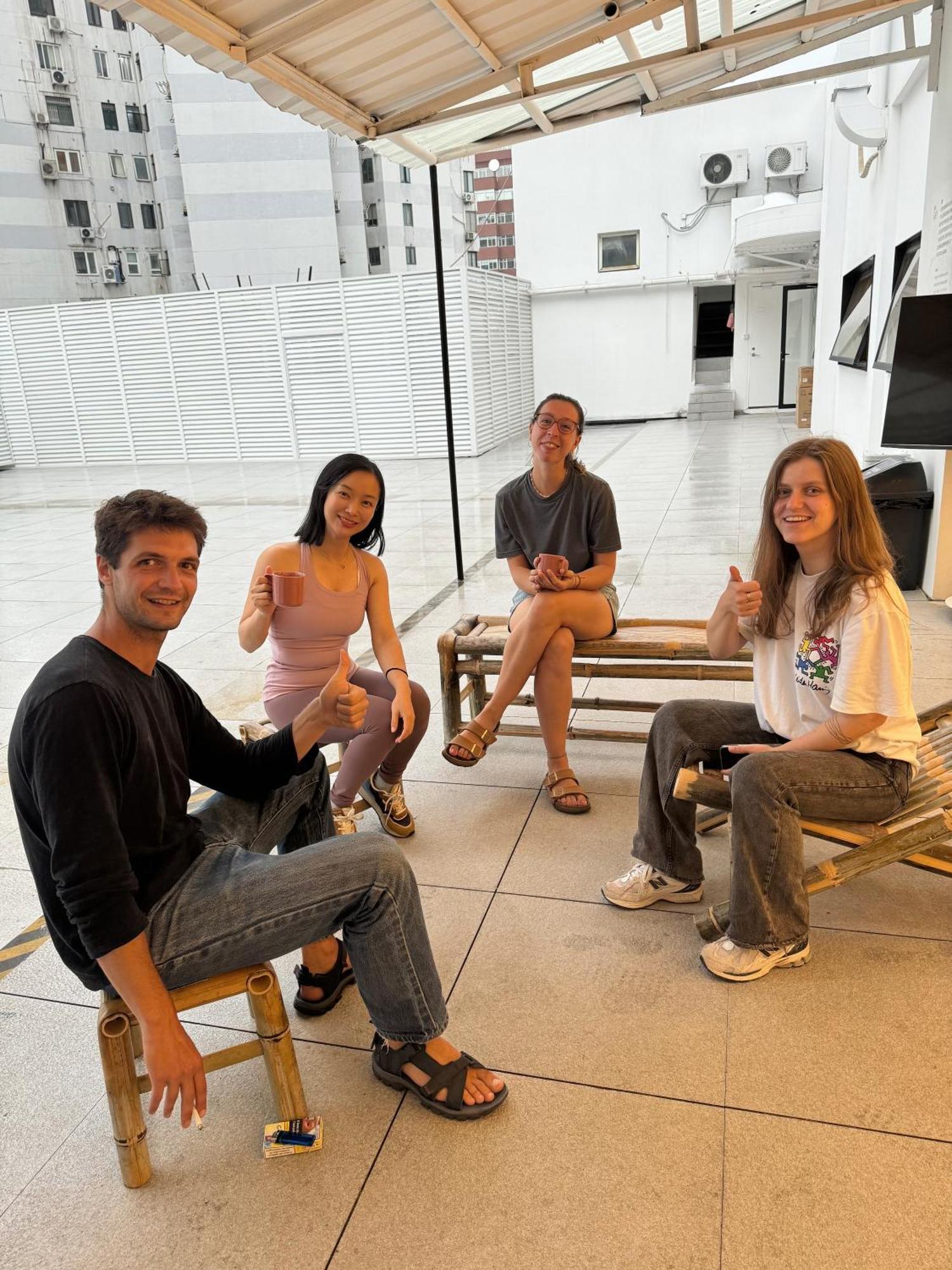 Hi Cozy International Youth Hostel East Nanjing Road & The Bund - Free Gym 上海 外观 照片