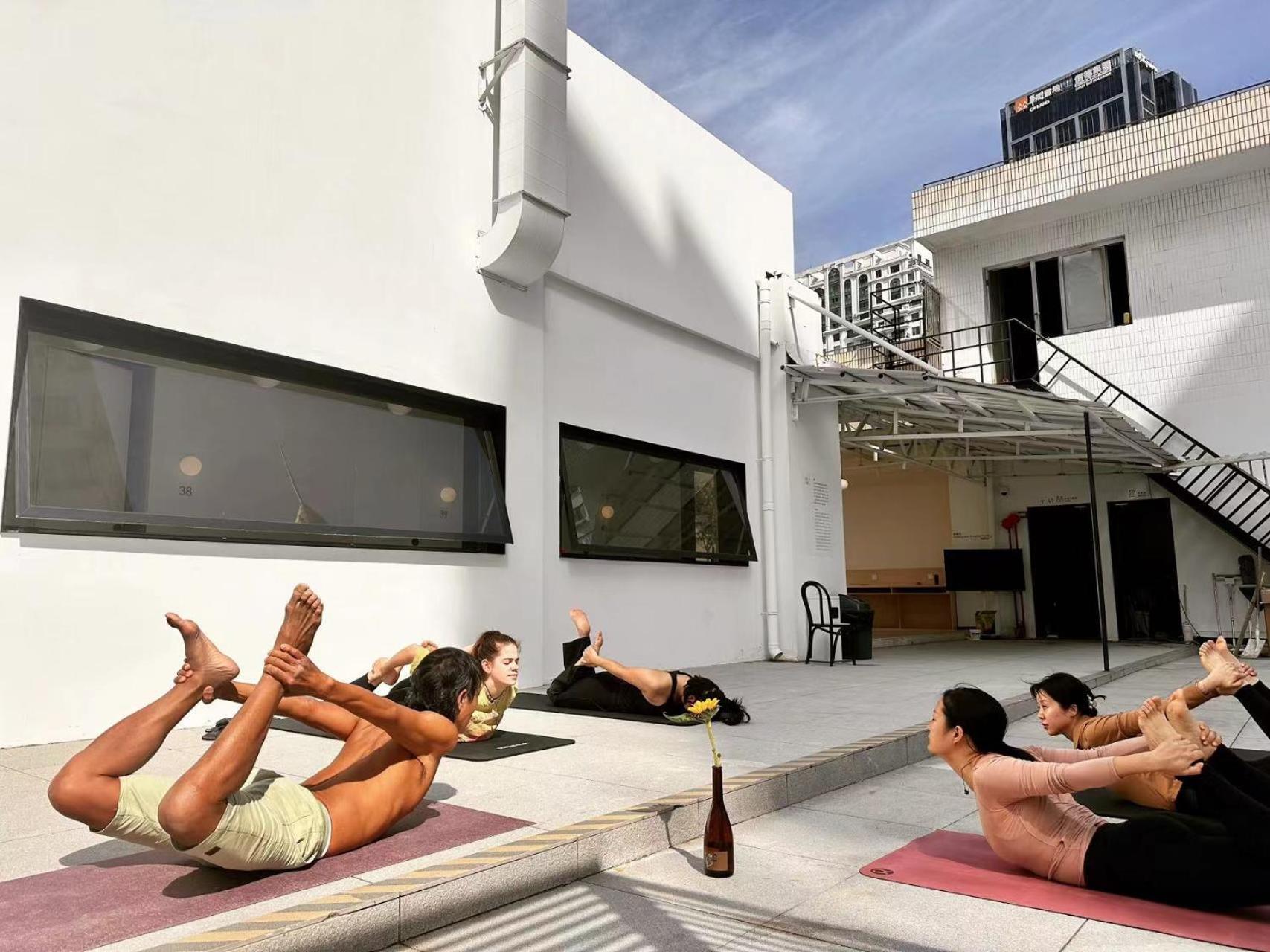 Hi Cozy International Youth Hostel East Nanjing Road & The Bund - Free Gym 上海 外观 照片